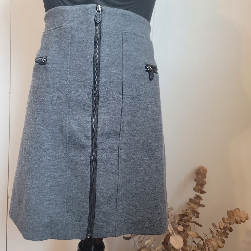 White House Black Market Gray A-Line Skirt with Zipper Details business casual